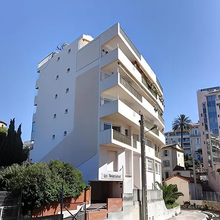 Studio Flat Next To The And Historic Center